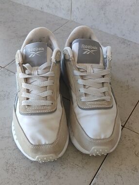 Reebok Women's Classic Beige and White Sneakers